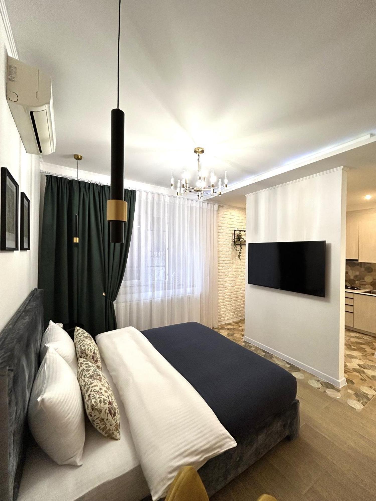 Modern Apartment, 100M To Opera Leópolis Exterior foto